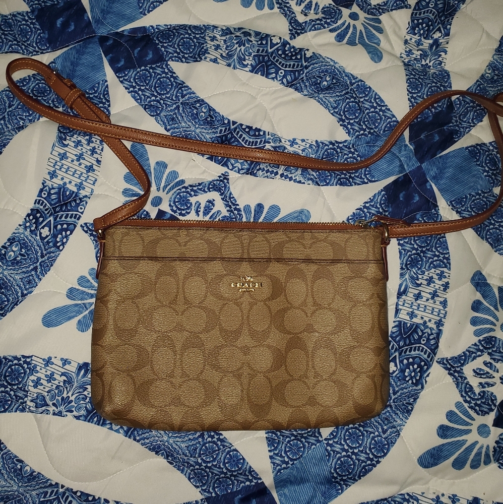 Coach shoulder bag